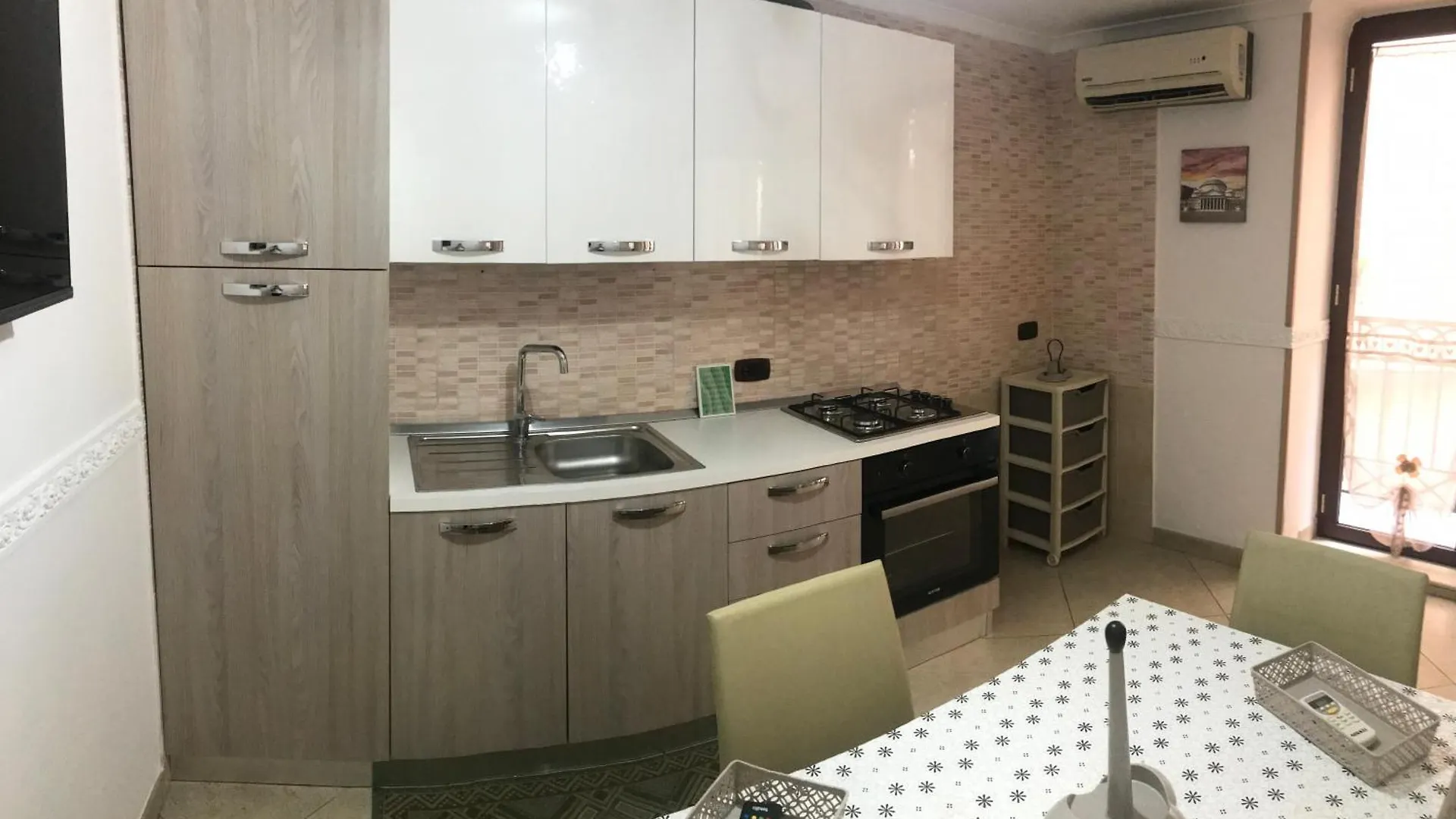 Alleria Naples 0*,  Italy