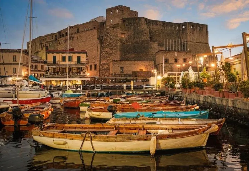 Alleria Naples